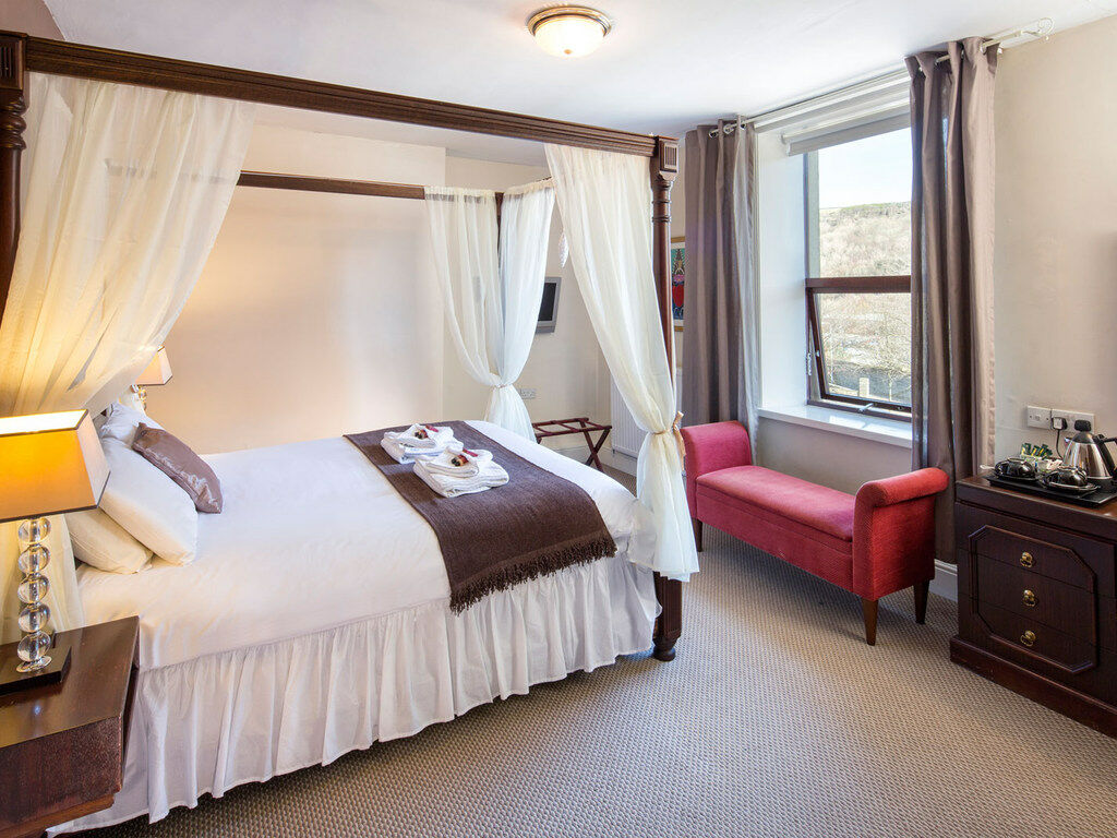 The Imperial Crown Hotel Halifax Dış mekan fotoğraf